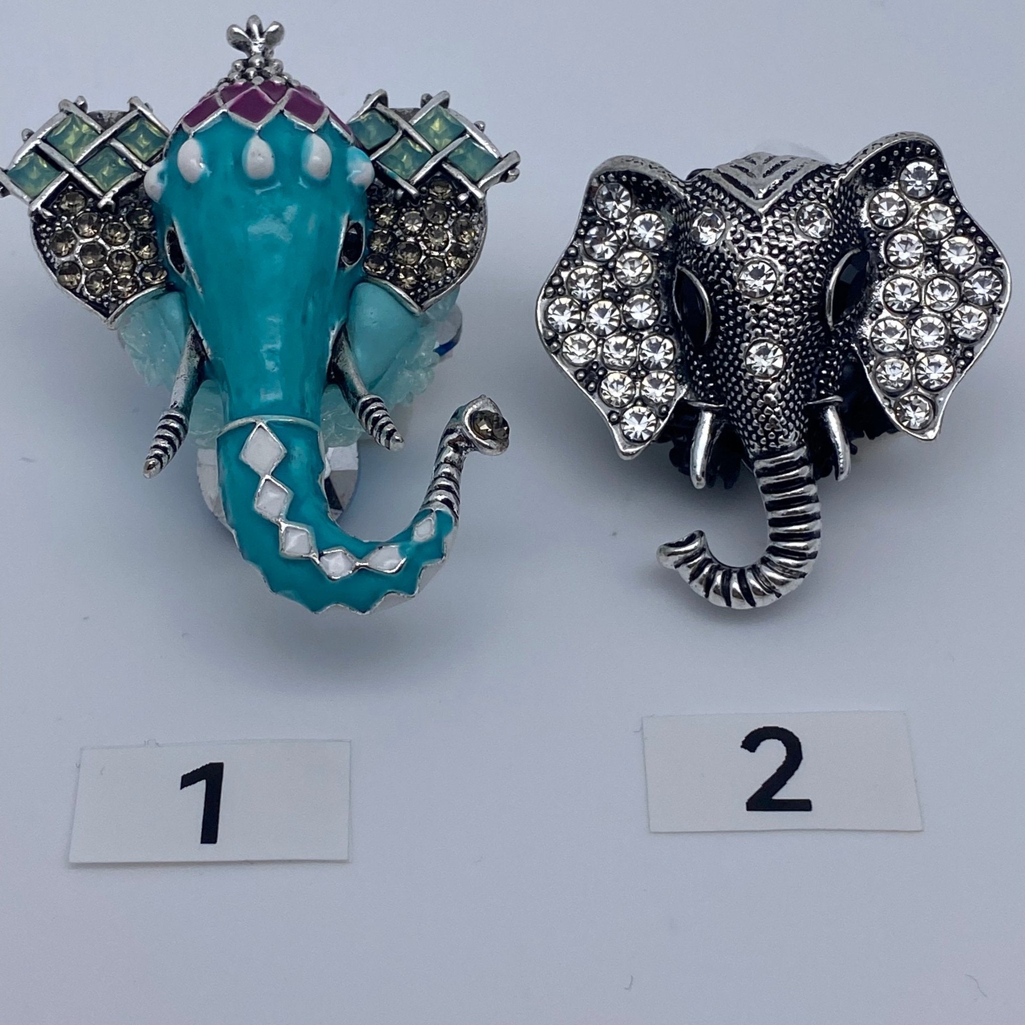 273.supper fancy Elephant - Romo bead